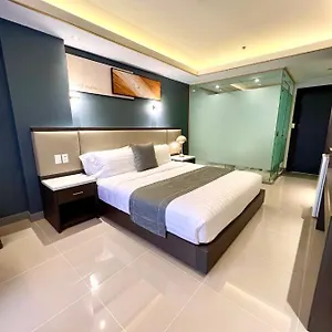 4* Hotel Subic Riviera & Residences